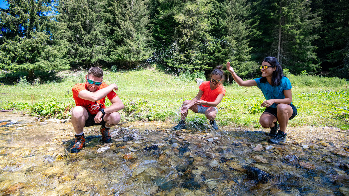 Randonnée et bataille d'eau à La Plagne