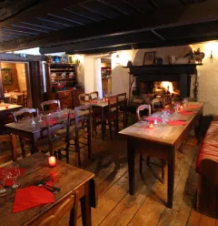 salle du bas, Le Petit Chaperon Rouge