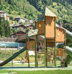 Aire de jeux & ping-pong_Champagny-en-Vanoise