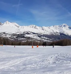 Zone débutant avec le téléski de l'écureui
