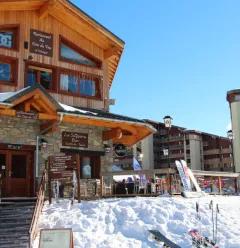 Façade du 5 à 7 siète