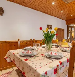 Gite Marmorine - 8 pièces 14 personnes