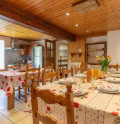Gite Marmorine - 8 pièces 14 personnes