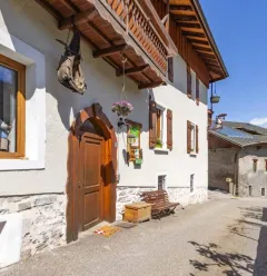 Gite Marmorine - 8 pièces 14 personnes