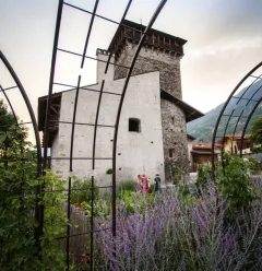 Jardin & Tour Montmayeur