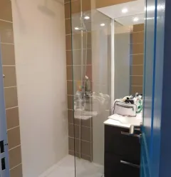 Salle de bain 1