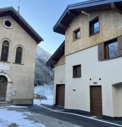 Toilette publique - Le Bois_Champagny-en-Vanoise