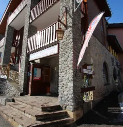 Façade bureaux ESF aux Coches