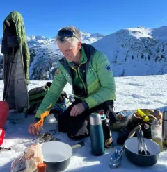 Raquette et fondue en plein air à Champagny en Vanoise