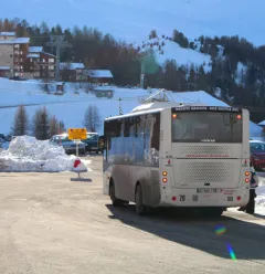 La navette qui passe par Plagne Soleil en direction de Plagne Villages