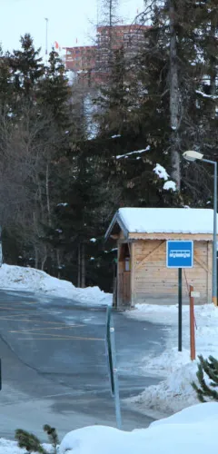 Arrêt navette rond point Plagne Bellecôte_La Plagne
