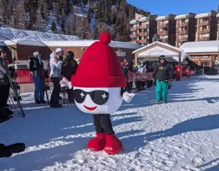 Rencontre avec la Mascotte de La Plagne_La Plagne