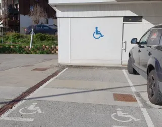 Place de parking PMR