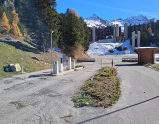 Parking aérien P2 Plagne Bellecôte_La Plagne