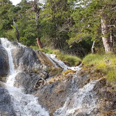 Cascade du sentier de l'eau à La Plagne Vallée