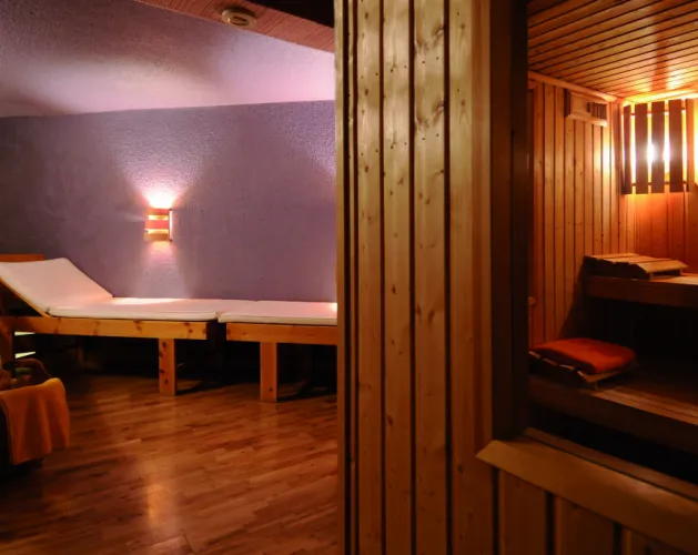 Centre de forme 09 SPA BC.jpg