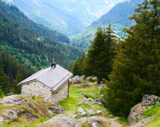 Chapelle de Plan des Mains