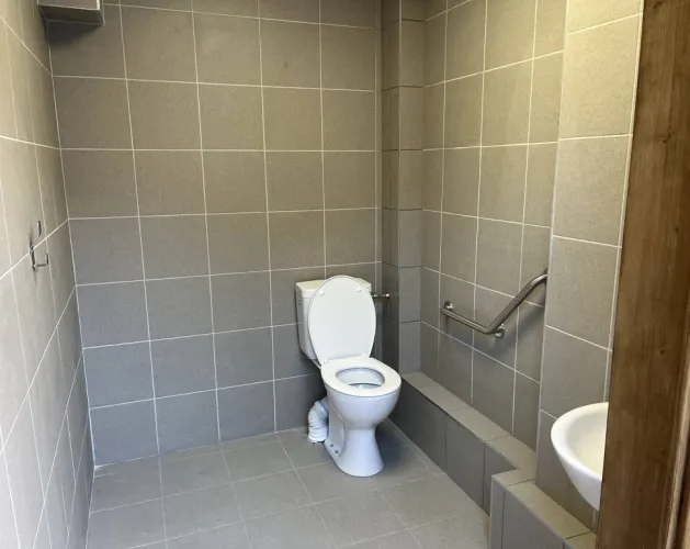 Toilette publique - Le Bois_Champagny-en-Vanoise