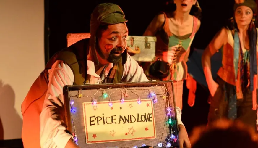 Spectacle-goûter | Voyages - Chapiteau Théâtre_Aime-la-Plagne