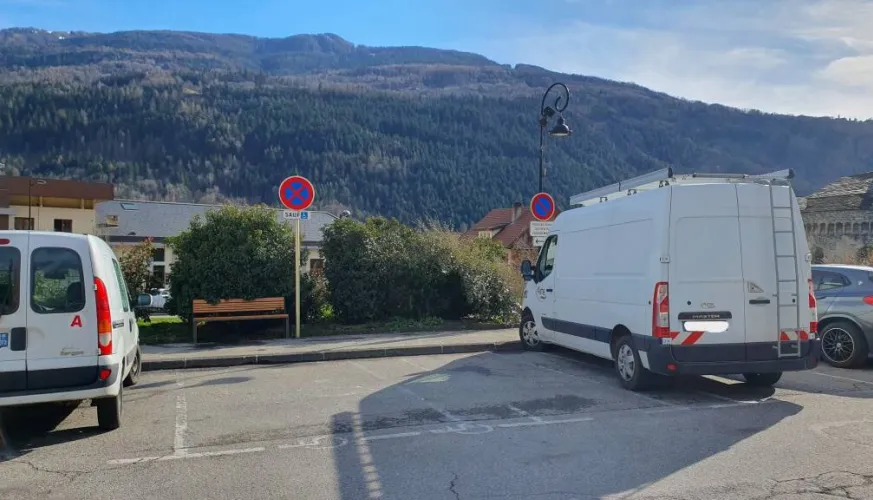 Place de parking PMR
