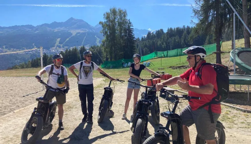 Porte ouverte I Trottinette électrique_Montchavin-les-Coches