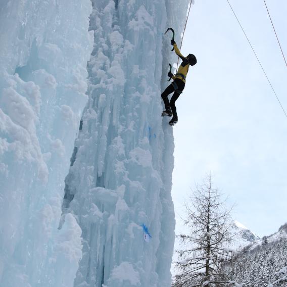 Escalade sur glace à La Plagne