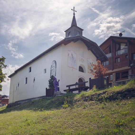 Chapelle de La Plagne Montalbert en été