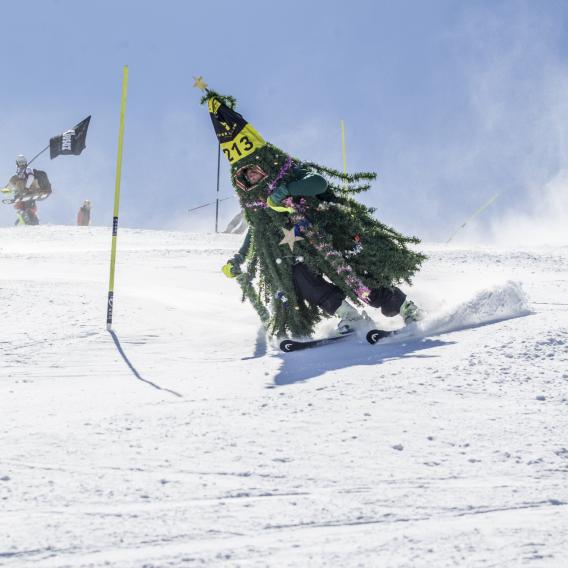 Super Slalom descente déguisée