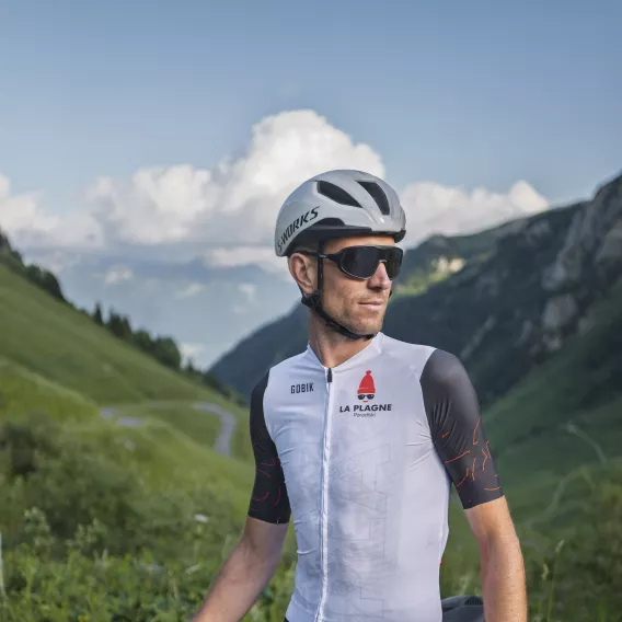 Velo_de_route-Shu_Tristan