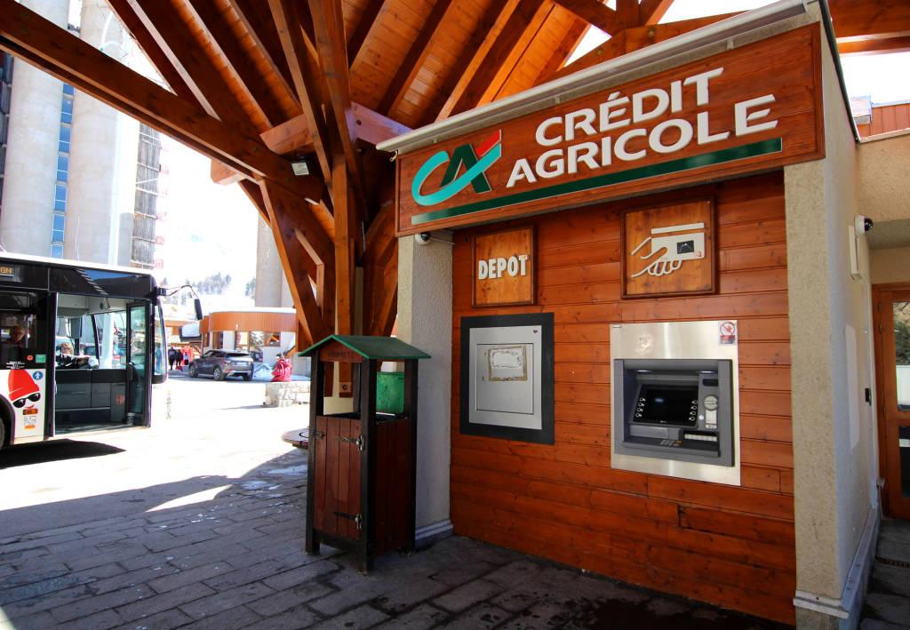 Distributeur de billets Crédit Agricole Commerces & Services