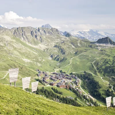 Découvrez nos 11 villages