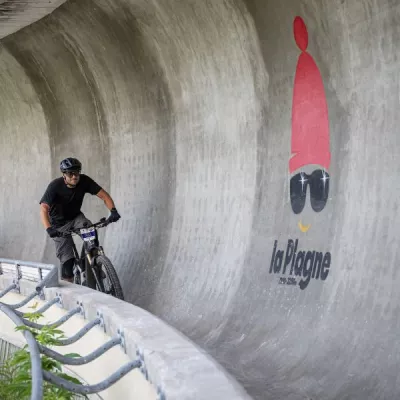 Sortie de route inédite pour les coureurs du Tour de France !