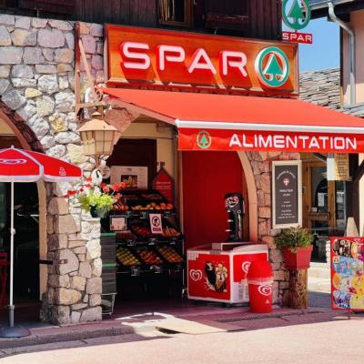 Extérieur SPAR