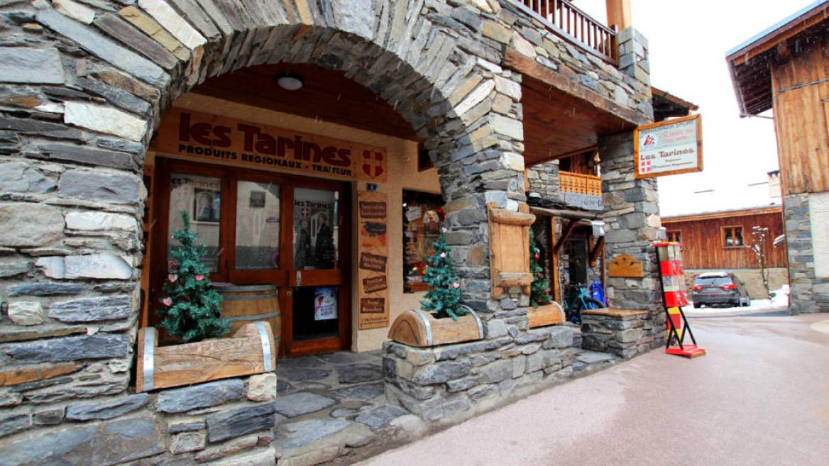 Façade de la boutique Les Tarines
