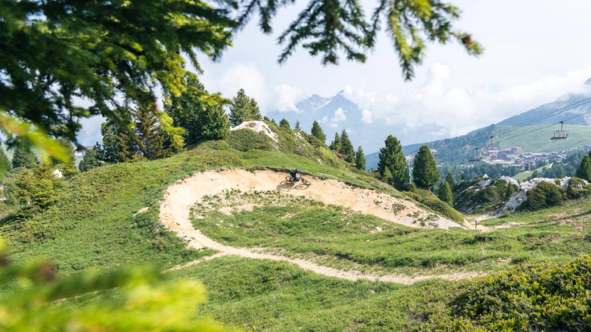 En route pour les pistes de VTT !_Montchavin-les-Coches