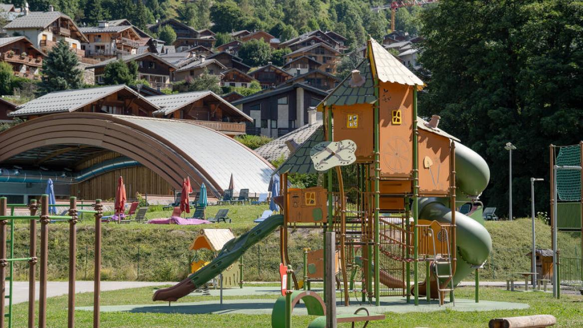 Aire de jeux & ping-pong_Champagny-en-Vanoise