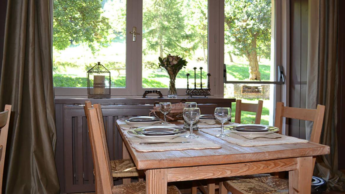 Table L'Adray