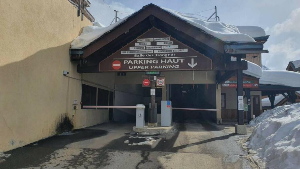 Parking Amont Belle Plagne