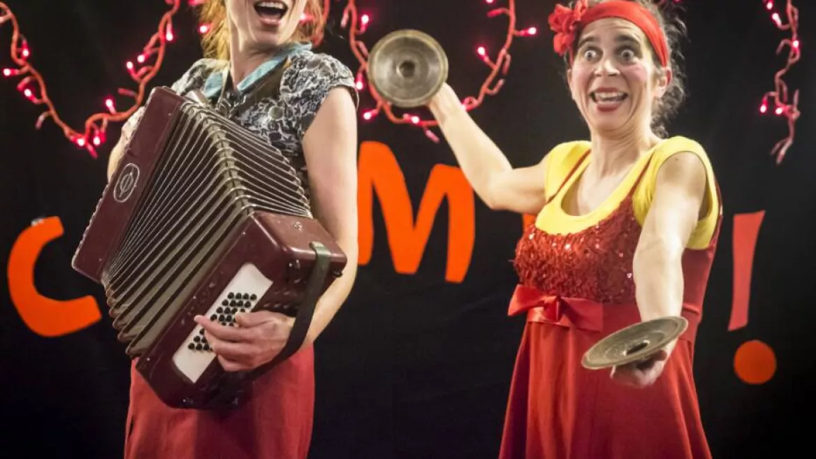 « Opéra Pouët - Carmen ou presque » - Cie Zoélastic | FESTIVAL "UN AUTOMNE SUR LES PLANCHES" POUR LES SCOLAIRES_Aime-la-Plagne