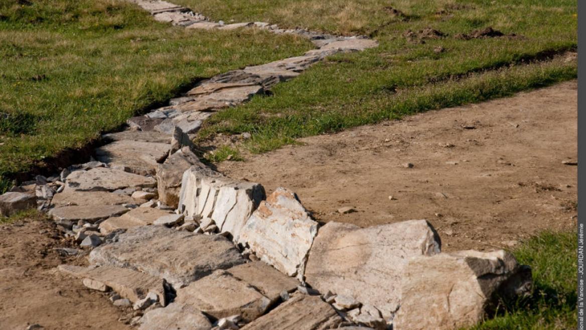 Rencontre sur sentiers avec les gardes-moniteurs du Parc national de la Vanoise - Champagny-le-Haut Rencontre sur sentiers avec les gardes-moniteurs du Parc national de la Vanoise - Champagny-le-Haut