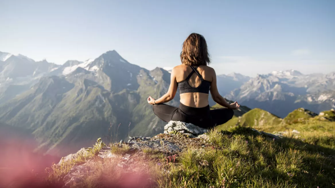 Yoga au sommet