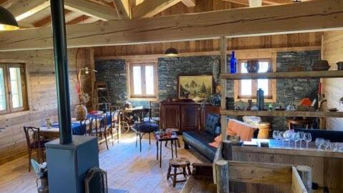 pièce à vivre - Chalet d'alpage 1818 Chalet d'alpage 1818