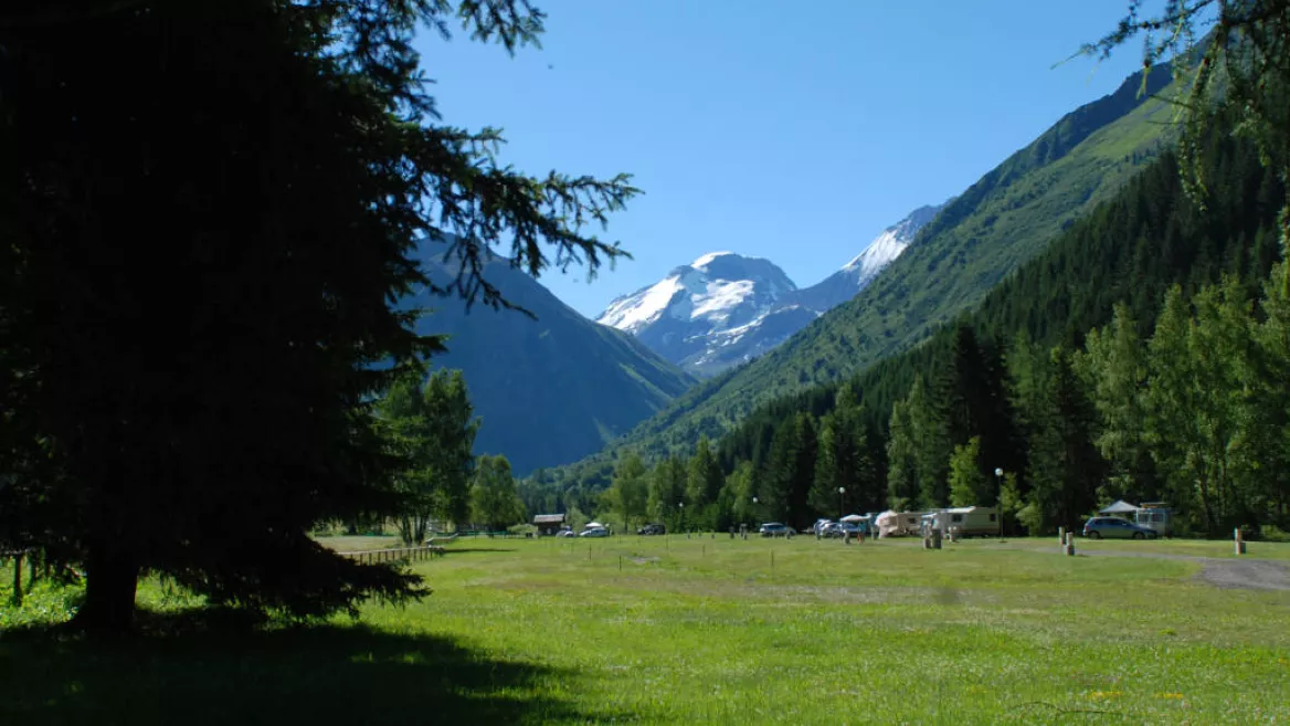 Terrain de pétanque - Camping Le Canada