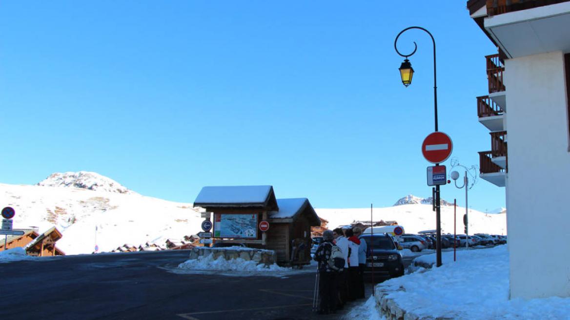 Arrêt navette arrivée Plagne Soleil