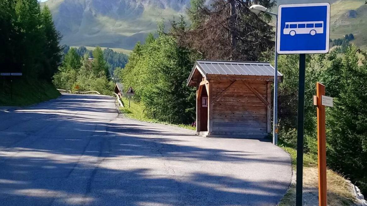 Arrêt navette rond point