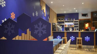 Intérieur restaurant Le flocon 07.jpg