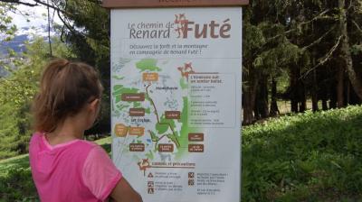 Pupitre Entrée sentier Le chemin du renard futé