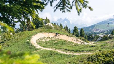 En route pour les pistes de VTT !_Montchavin-les-Coches