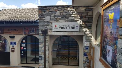Entrée de l'Office de Tourisme La Plagne Montchavin-Les Coches