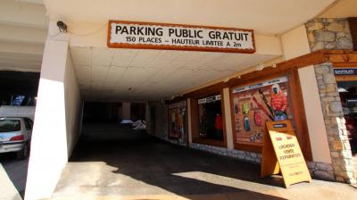 Entrée du parking